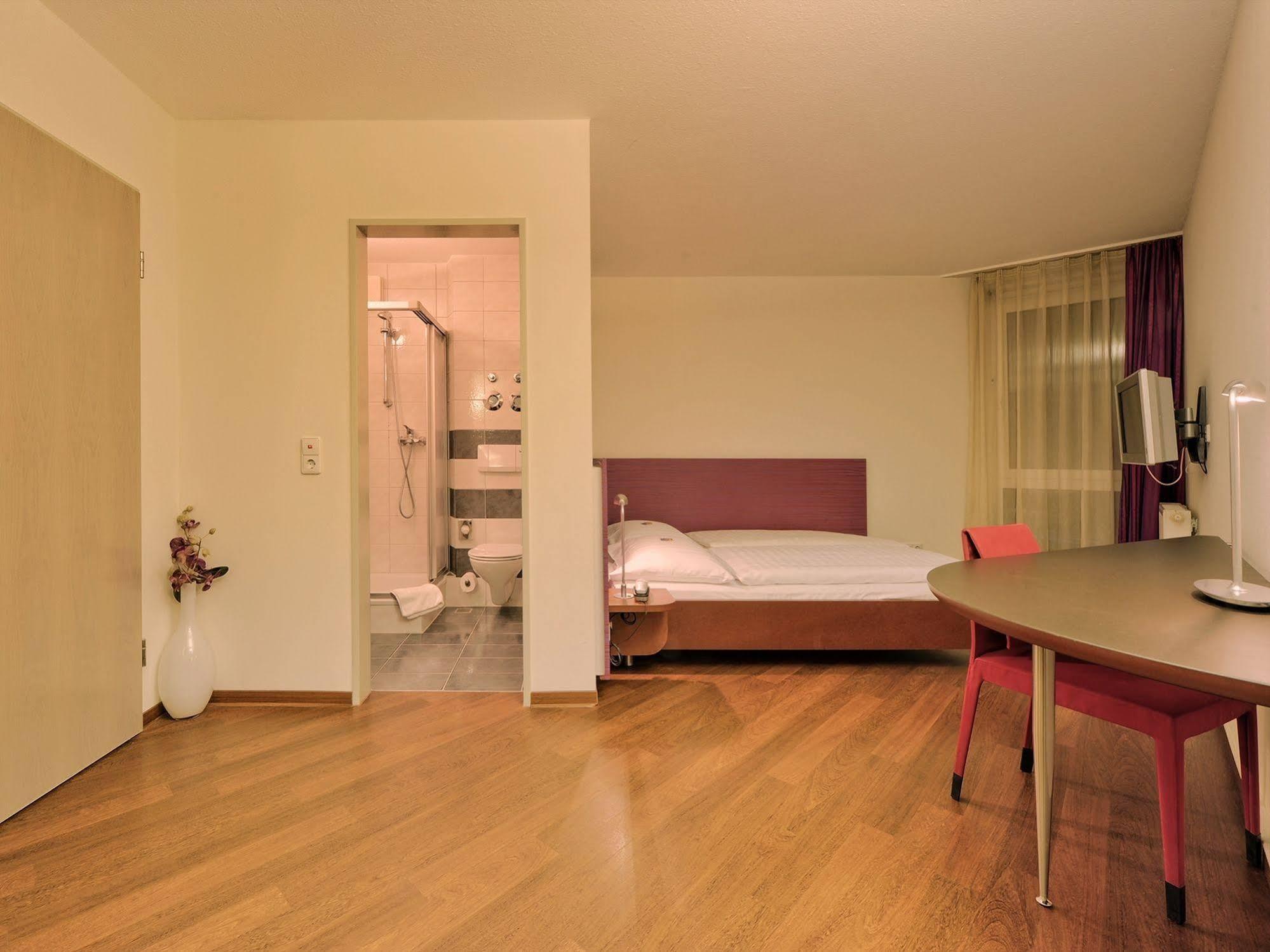 Hotel Sombea Donaueschingen Esterno foto